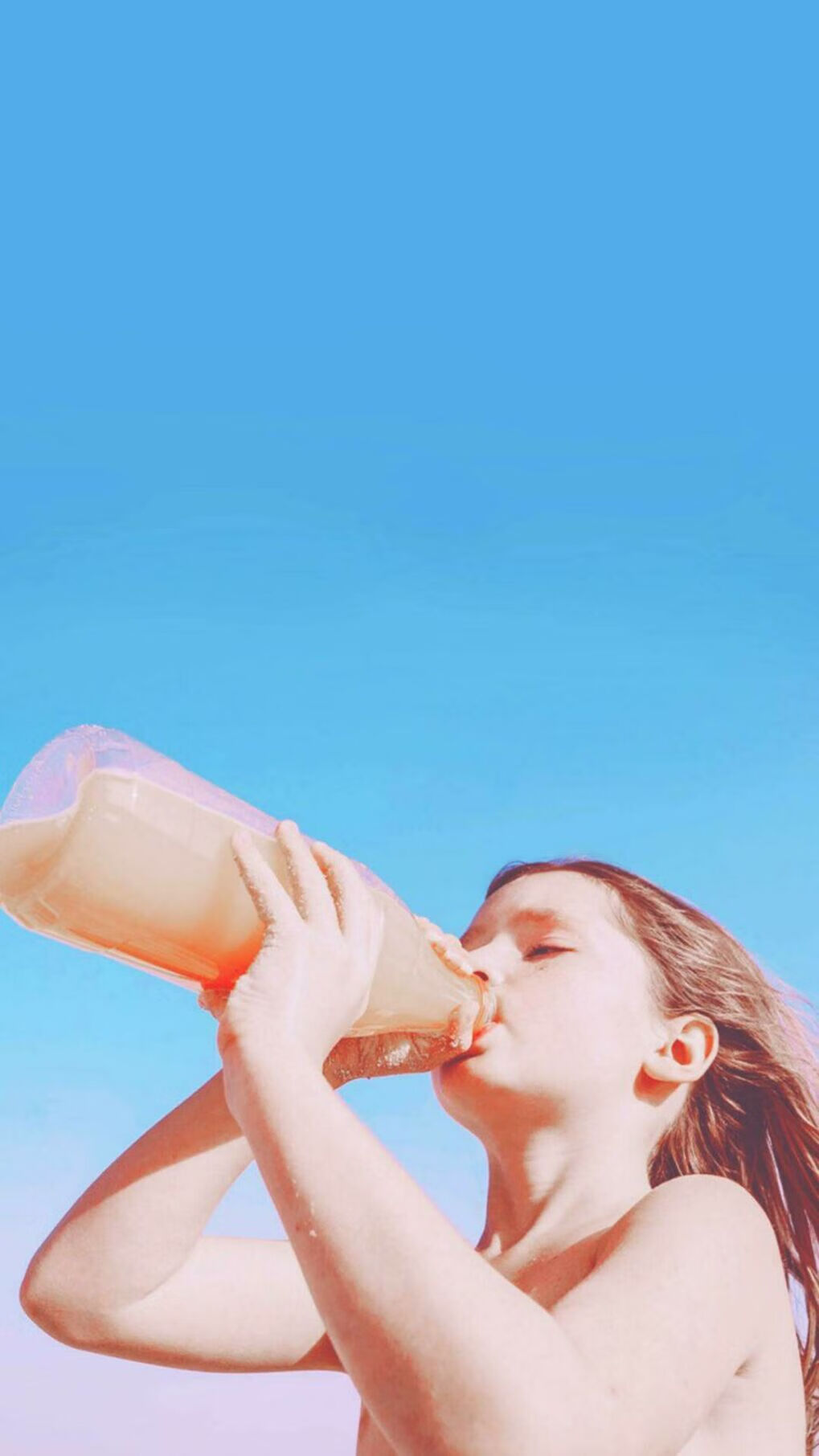 乌拉圭队门将穆斯莱拉在巴黎奥运会上展现出高水平的扑救能力，乌拉圭何塞穆希卡