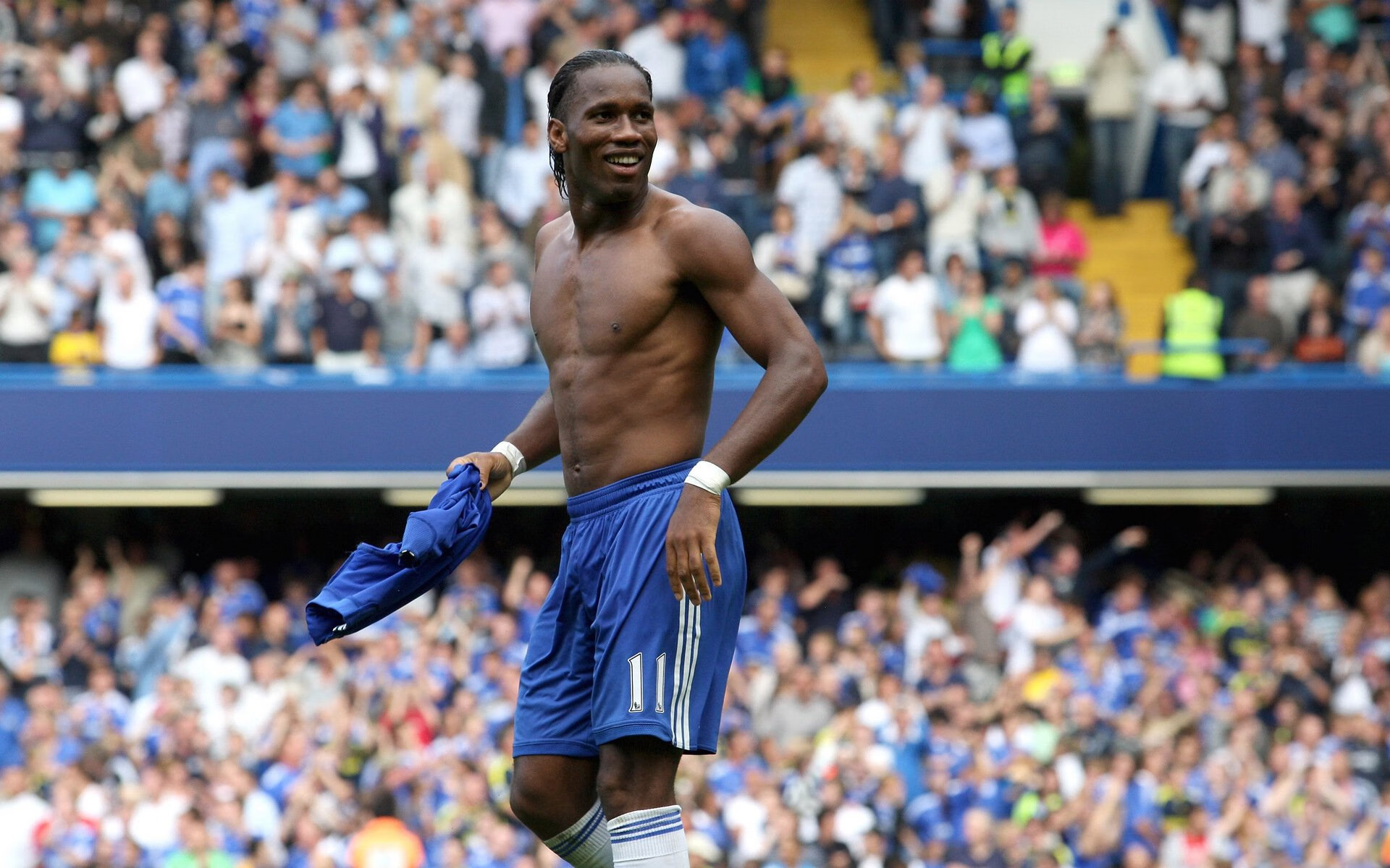 熬到天亮勇士训练结束贴片曝光